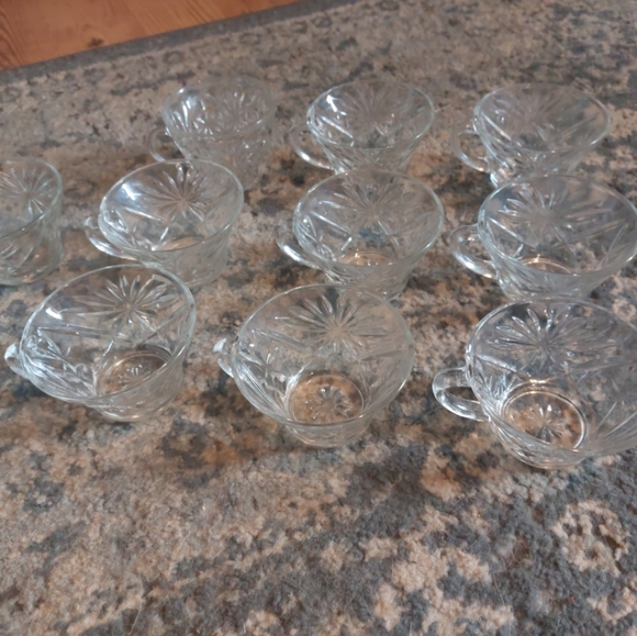 Set Of 38 VTG 1960 Anchor Hocking EAPC Star of David Cups/Saucers/Dishes Etc - Picture 7 of 13